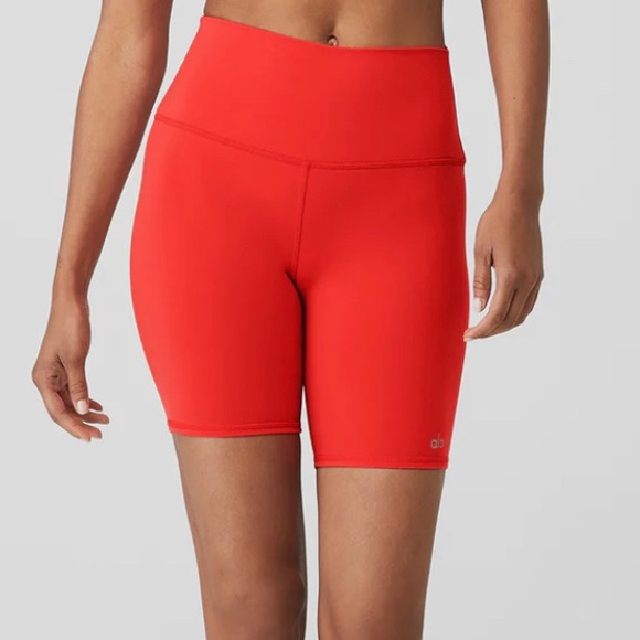 ALO YOGA 7" High-Waist Biker Short - Red Hot Summer ❤️🔥 - Picture 1 of 5
